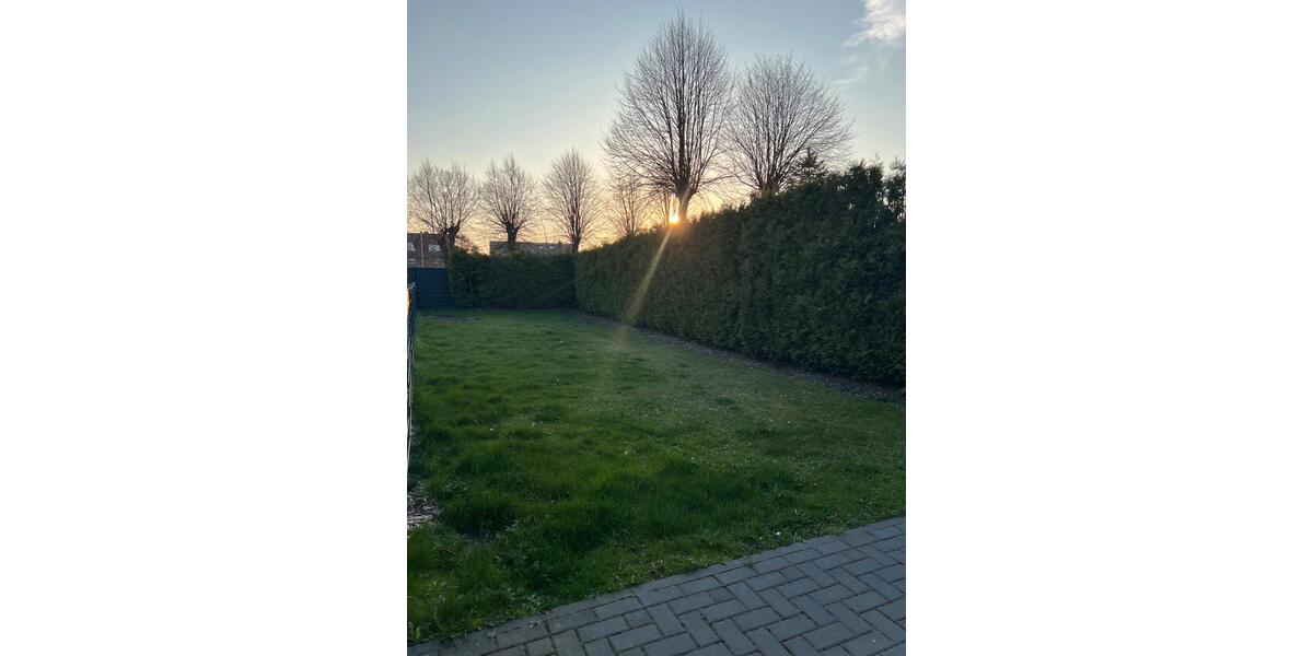 Reihenhaus Baesweiler - 2 Zimmer, 67 m&sup2;, 975&euro; | Angebot:25857394