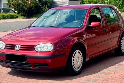 VW Golf 174.600 km 2.490 &euro; Fürth 90766