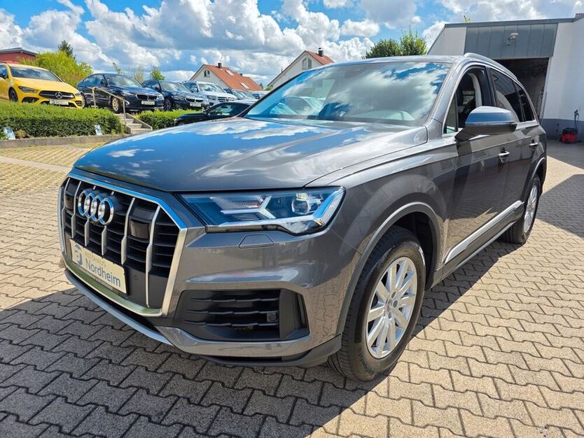Q7