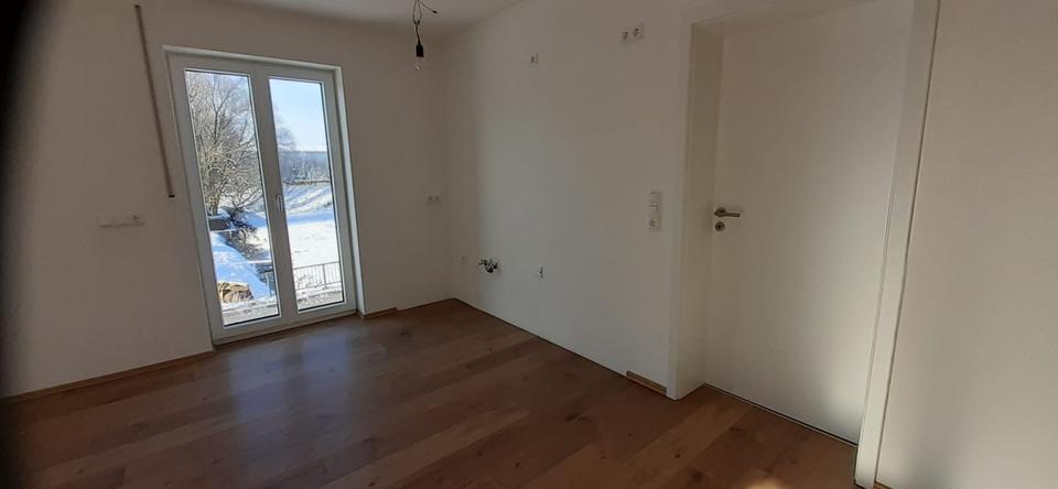 Etagenwohnung Mengkofen - 3 Zimmer, 64 m&sup2;, 575&euro; | Angebot:26418912