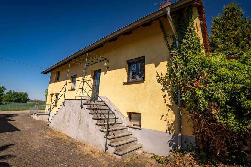 Haus zum Kaufen in Rudelzhausen 285.000 € 119 m²