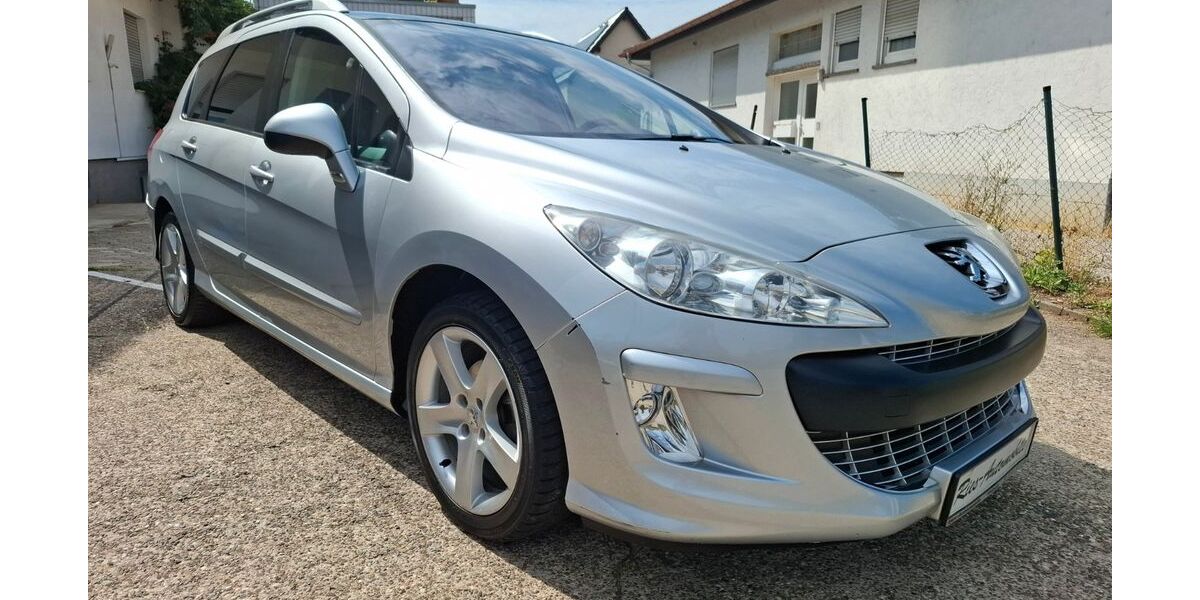 Peugeot 308 157.000 km 3.950 &euro; Freiburg 79111