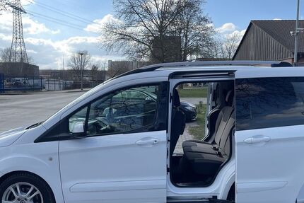 Ford Tourneo Courier 76.700 km 8.499 &euro; Berlin 12681