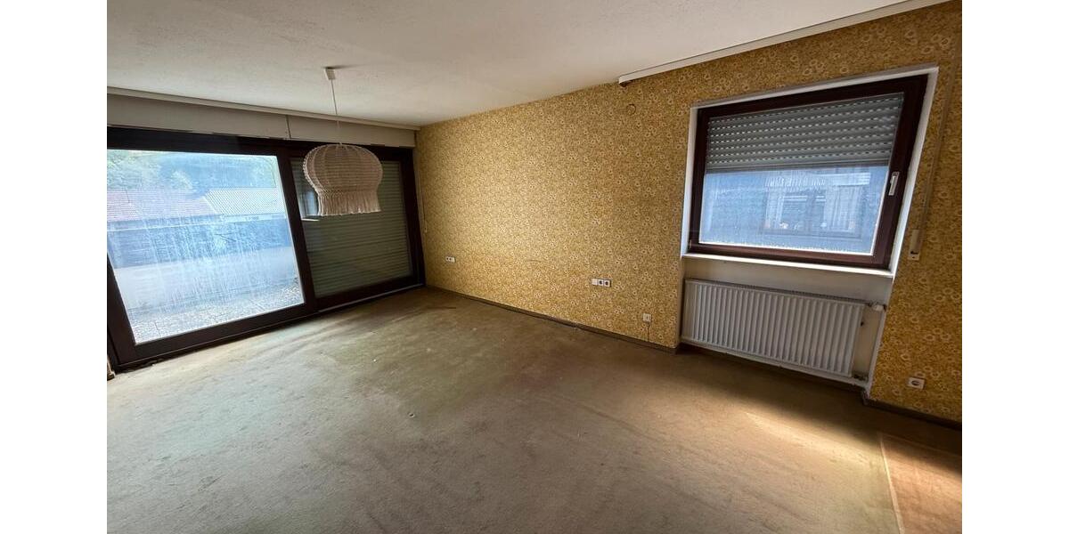 Einfamilienhaus Wadgassen - 11 Zimmer, 270 m&sup2;, 349.000&euro; | Angebot:25323564