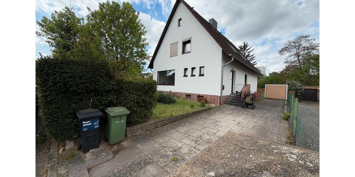 Einfamilienhaus Braunschweig Lehndorf-Watenbüttel - 7 Zimmer, 200 m&sup2;, 850.000&euro; | Angebot:26421360