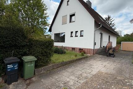 Haus Braunschweig Lehndorf-Watenbüttel - 7 Zimmer, 200 m&sup2;, 850.000&euro; | Angebot:26421360