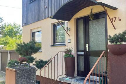 Attraktives Reiheneckhaus in begehrter Lage in Weiden-Ost zimmer