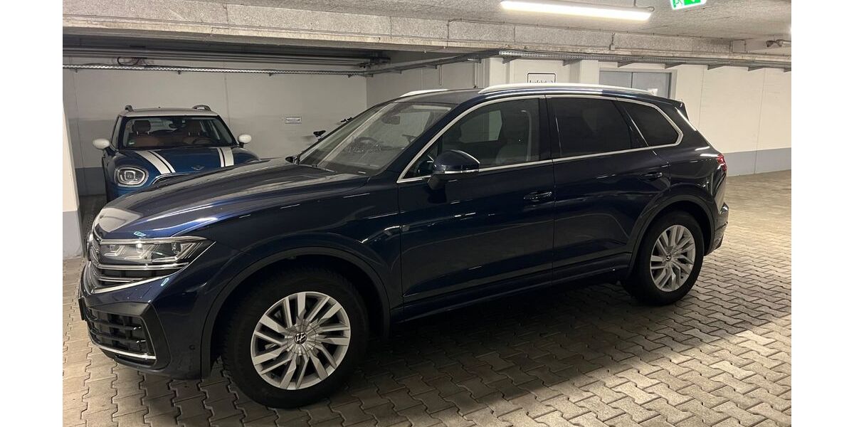 VW Touareg 31.560 km 54.600 € München 80809