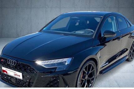 Audi RS3 6.000 km 73.460 &euro; Saal a.d. Donau 93342