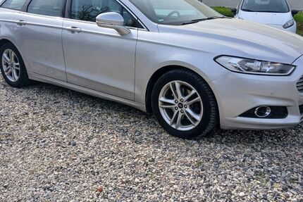 Ford Mondeo 401.128 km 3.500 &euro; Kirchheim unter Teck 73230