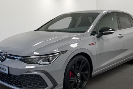 VW Golf 47.192 km 26.990 &euro; Düsseldorf 40233