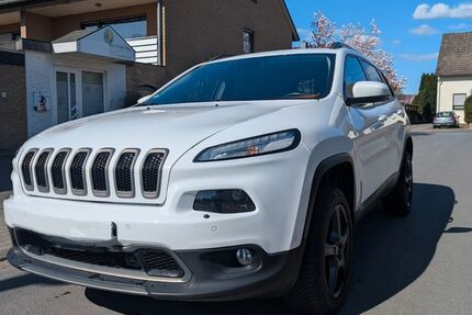 Jeep Cherokee 159.673 km 14.700 &euro; Dissen 49201