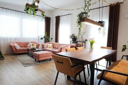 Haus Wehr - 4 Zimmer, 150 m&sup2;, 1.800&euro; | Angebot:26646511