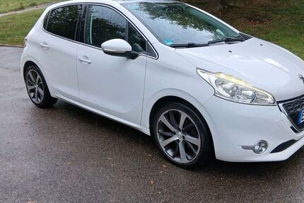 Peugeot 208 145.000 km 7.300 &euro; Kohlberg 72664