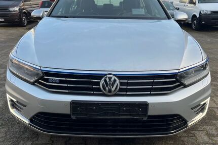 VW Passat 84.000 km 17.380 € Offenbach am Main 63073