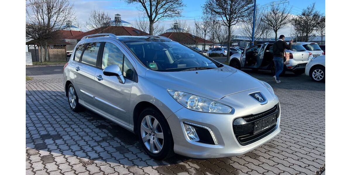 Peugeot 308 171.000 km 5.500 &euro; Gotha 99867