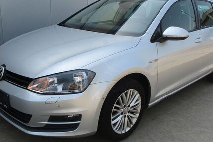 VW Golf 110.000 km 9.170 &euro; Köln 51105