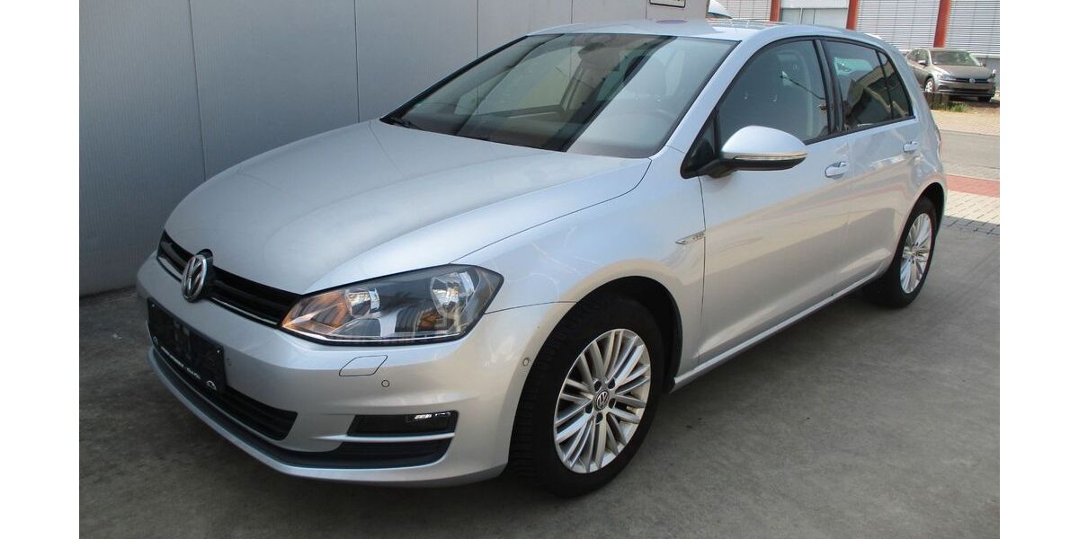VW Golf 110.000 km 9.170 &euro; Köln 51105