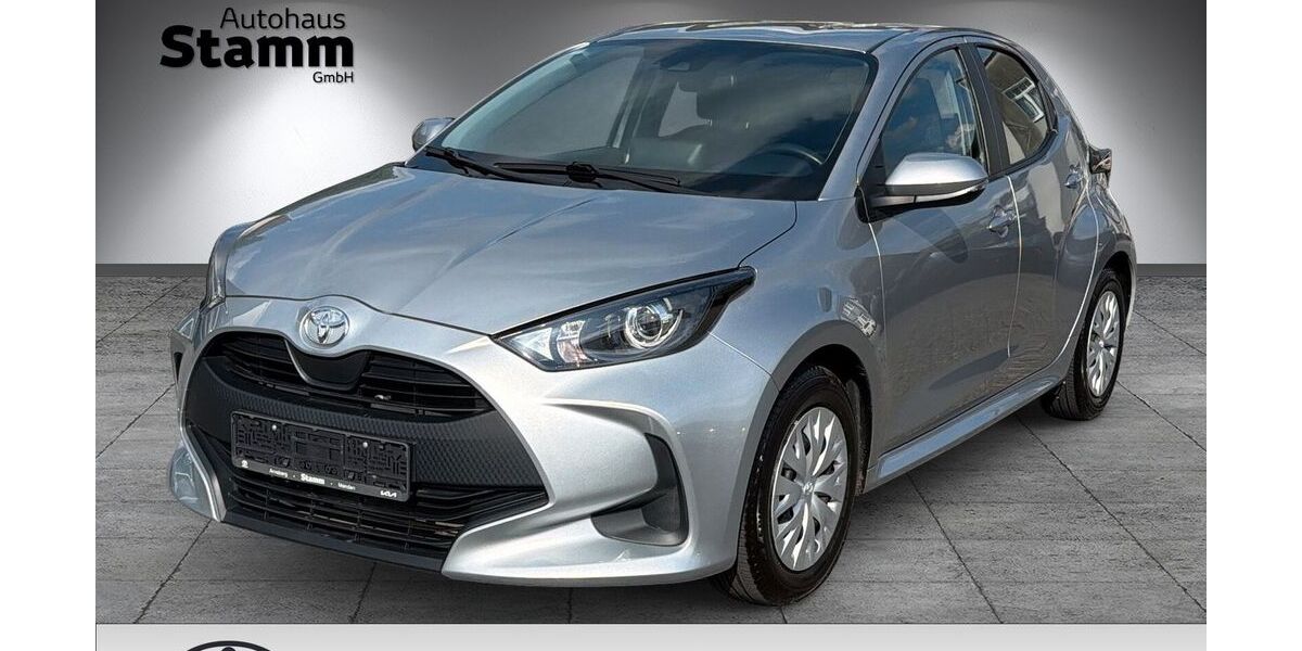 Toyota Yaris 63.364 km 13.990 &euro; Arnsberg-Neheim 59755