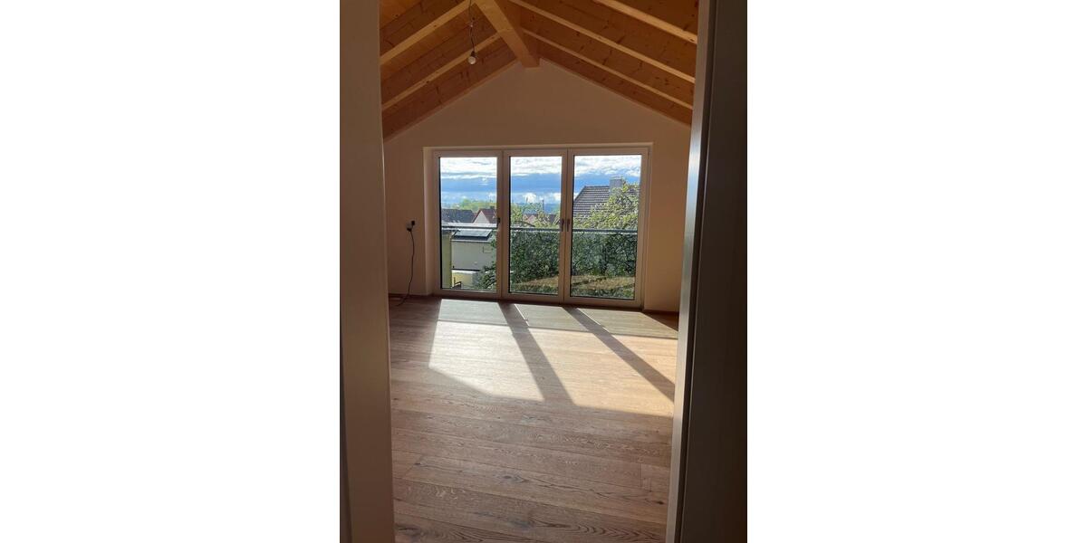 Etagenwohnung Weilheim in Oberbayern - 3 Zimmer, 94 m&sup2;, 1.689&euro; | Angebot:26671324