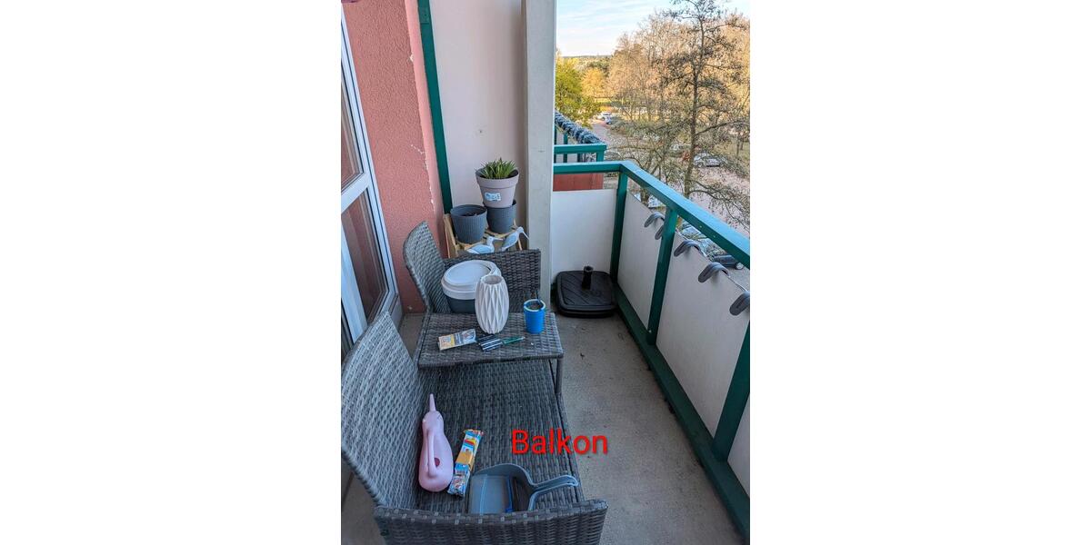 Etagenwohnung Eisenhüttenstadt - 4 Zimmer, 70 m&sup2;, 661&euro; | Angebot:26208801
