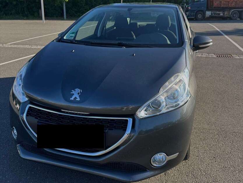 Peugeot 208 110.500 km 5.500 € Niederwerrn 97464
