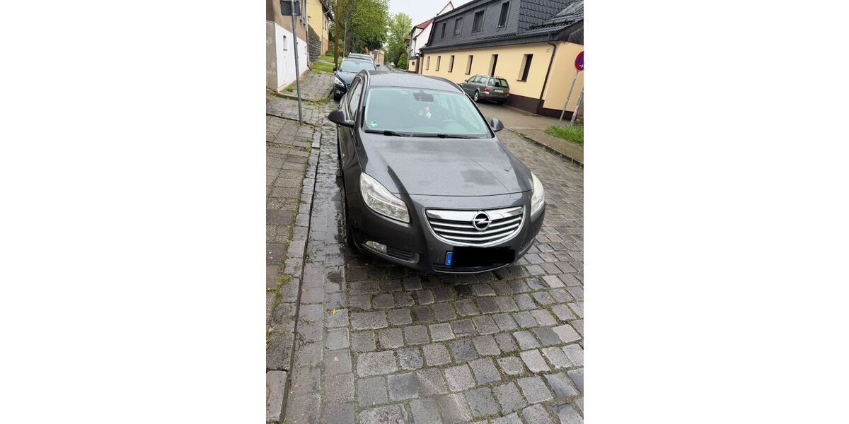Opel Insignia 319.000 km 1.800 &euro; Lutherstadt Eisleben 06295