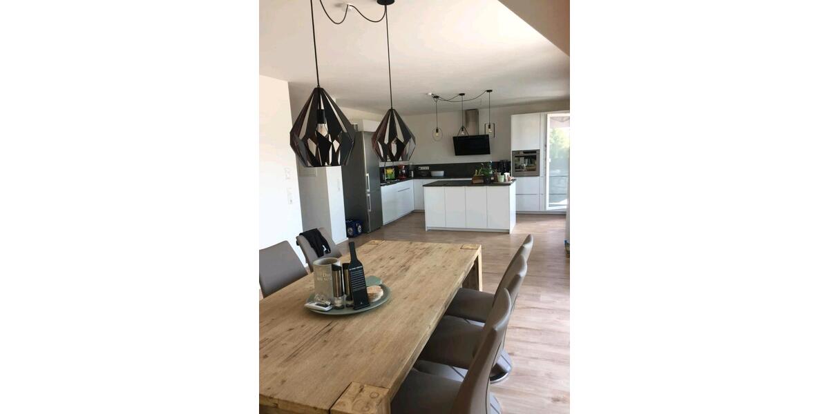 Maisonettenwohnung Bruchsal - 4.5 Zimmer, 135 m&sup2;, 715.000&euro; | Angebot:24788381