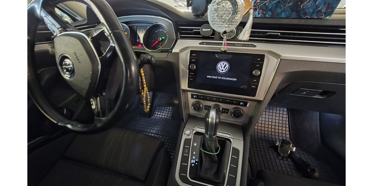 VW Passat 288.000 km 9.100 &euro; Halle 06129