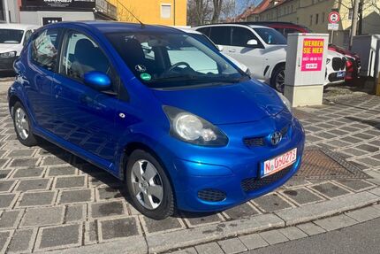 Toyota Aygo (X) 38.000 km 7.950 &euro; Nürnberg 90431