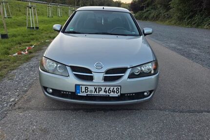 Nissan Almera