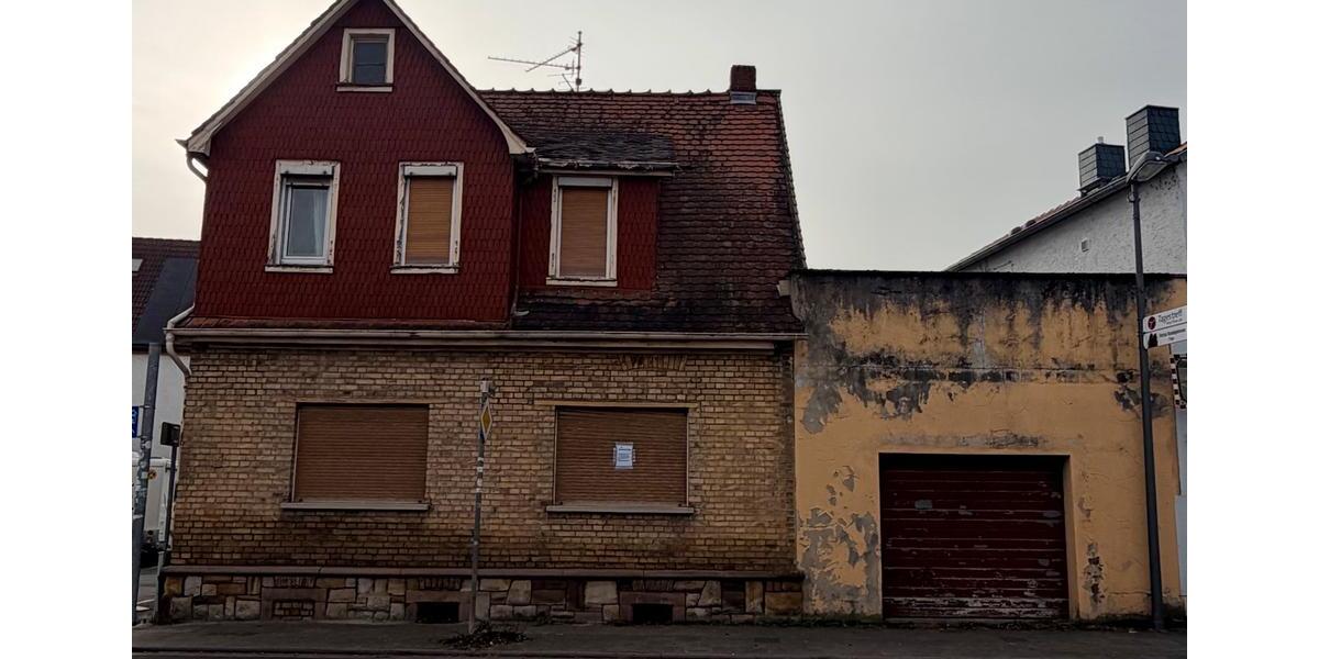 Einfamilienhaus Lampertheim - 5 Zimmer, 110 m&sup2;, 240.000&euro; | Angebot:24679938