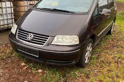 VW Sharan 229.000 km 1.800 € Schorndorf 73614