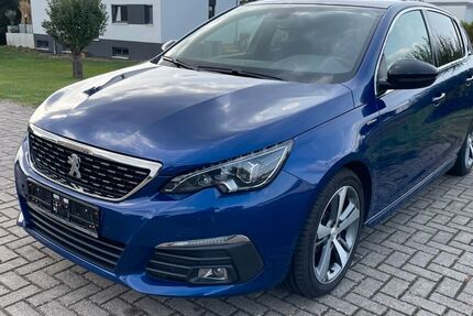 Peugeot 308 103.000 km 9.999 &euro; Limburg-Linter 65550
