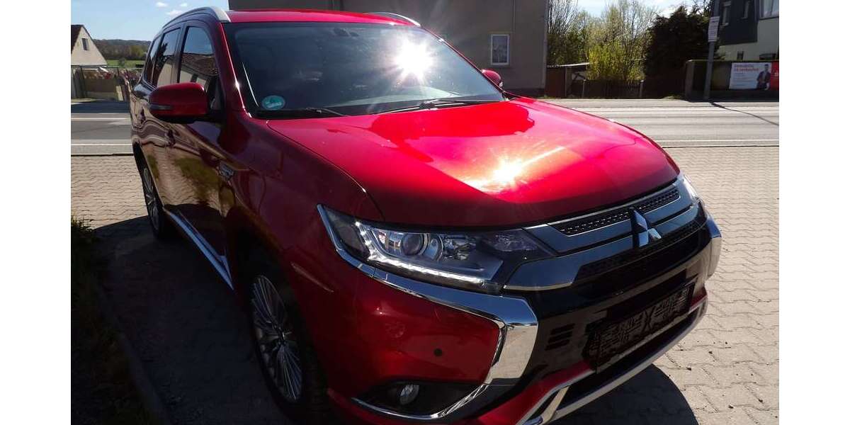Mitsubishi Outlander 98.000 km 17.999 &euro; Bautzen 02625
