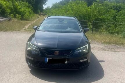 Seat Leon 131.161 km 18.599 &euro; Mainhausen 63533