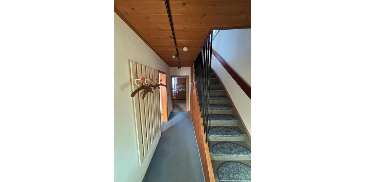 Doppelhaushälfte (95 m²) mit viel Potential 4 zimmer