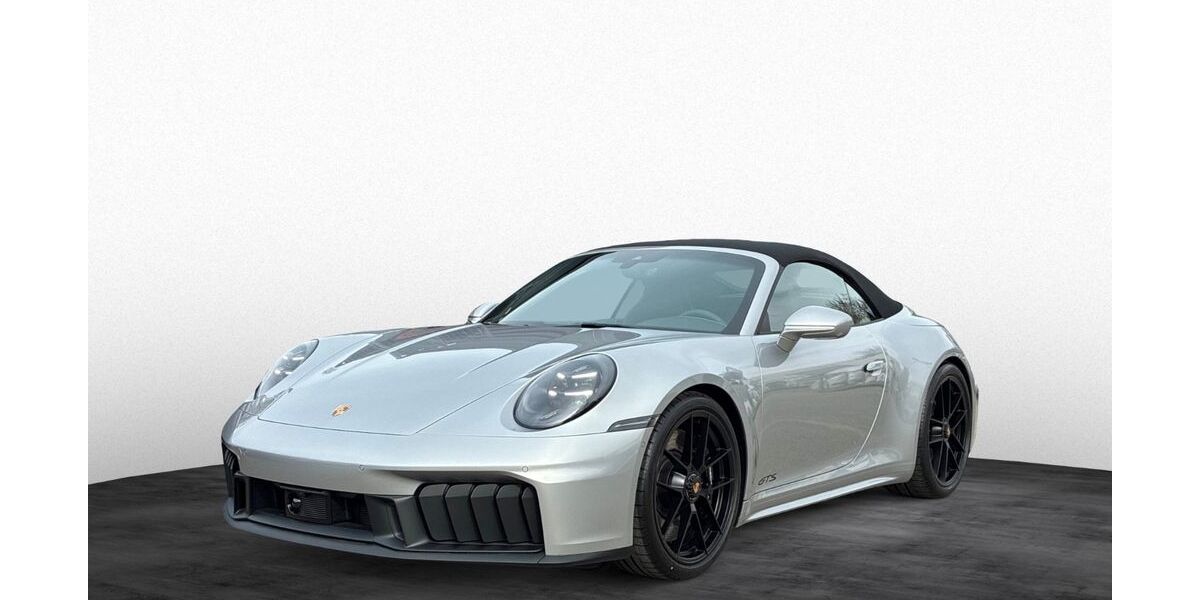 Porsche 992 6.990 km 209.980 &euro; Offenburg 77652