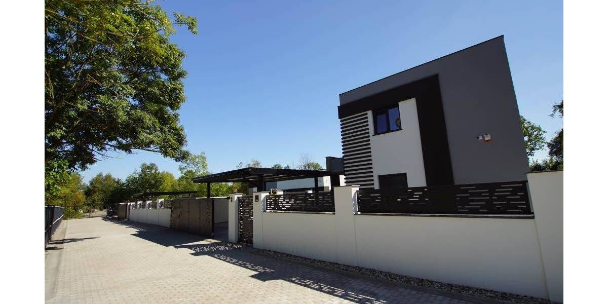 Halle-Dölau: 7.585 qm Naturgrundstück mit 2 fertigen Einfamilien-Architektenhäusern 9 zimmer