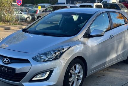 Hyundai i30 180.000 km 4.990 € Augsburg 86167