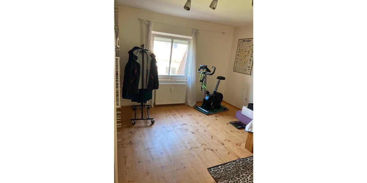 Etagenwohnung Regen - 3 Zimmer, 91 m&sup2;, 950&euro; | Angebot:26644948