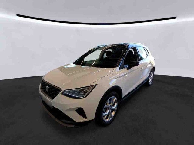 Seat Arona 7.330 km 21.290 &euro; Heide 25746