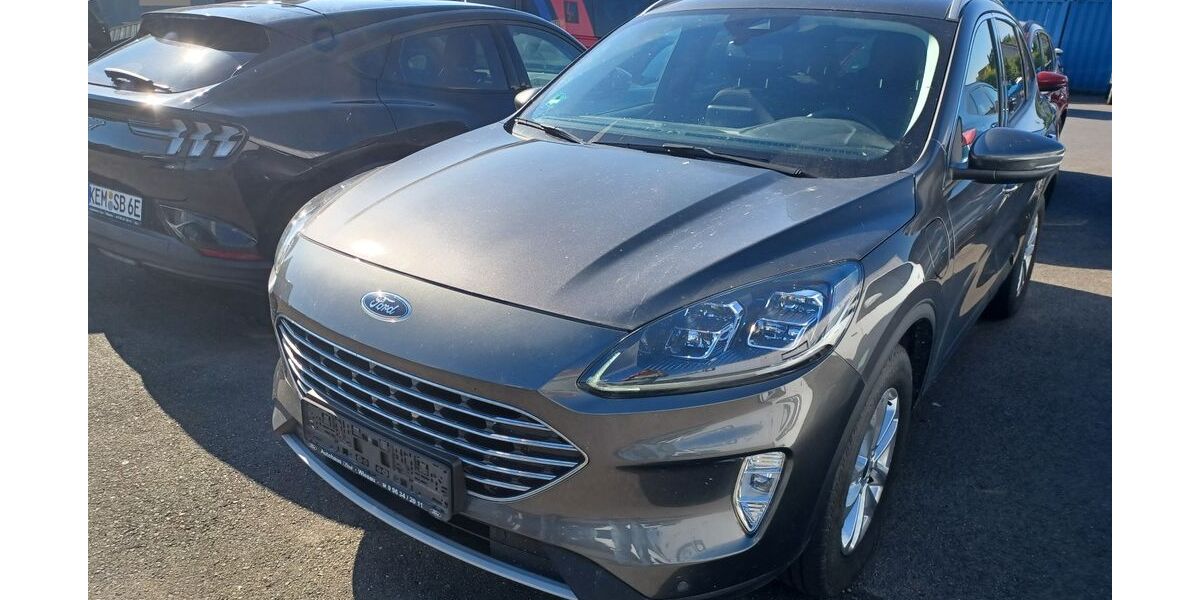 Ford Kuga 49.400 km 21.450 &euro; Wiesau 95676