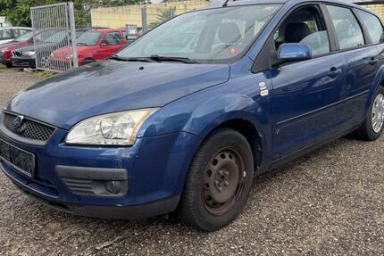 Ford Focus 171.800 km 1.890 € Edingen-Neckarhausen 68535