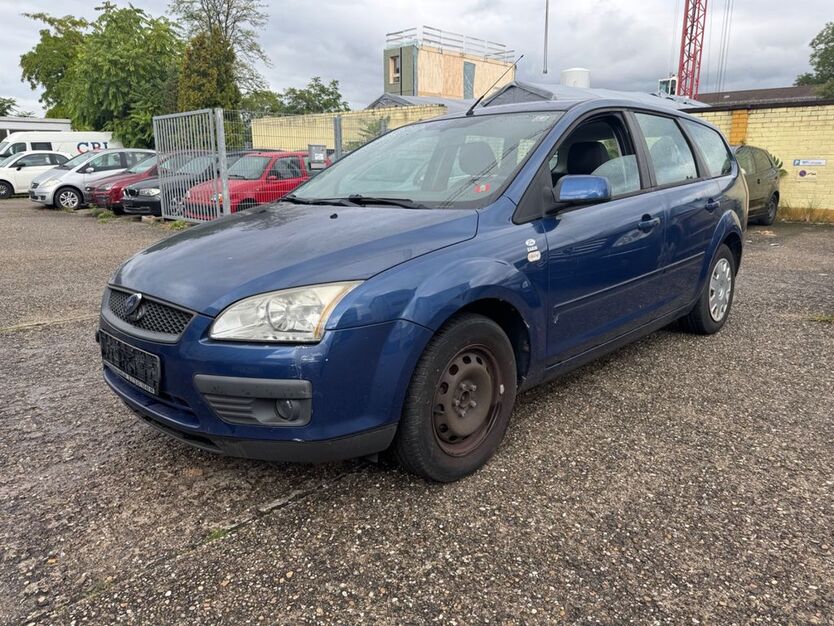 Ford Focus 171.800 km 1.890 € Edingen-Neckarhausen 68535
