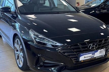 Hyundai i30 41.947 km 21.500 € Hennef 53773