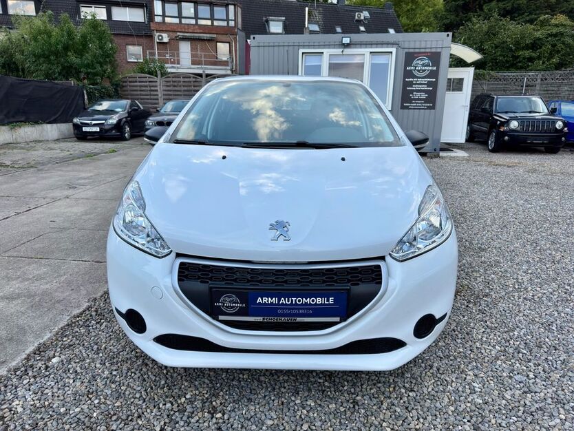 Peugeot 208 92.954 km 3.990 € Mönchengladbach 41063