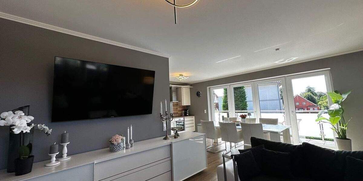 Etagenwohnung Uetersen - 3 Zimmer, 93 m&sup2;, 1.350&euro; | Angebot:24992347