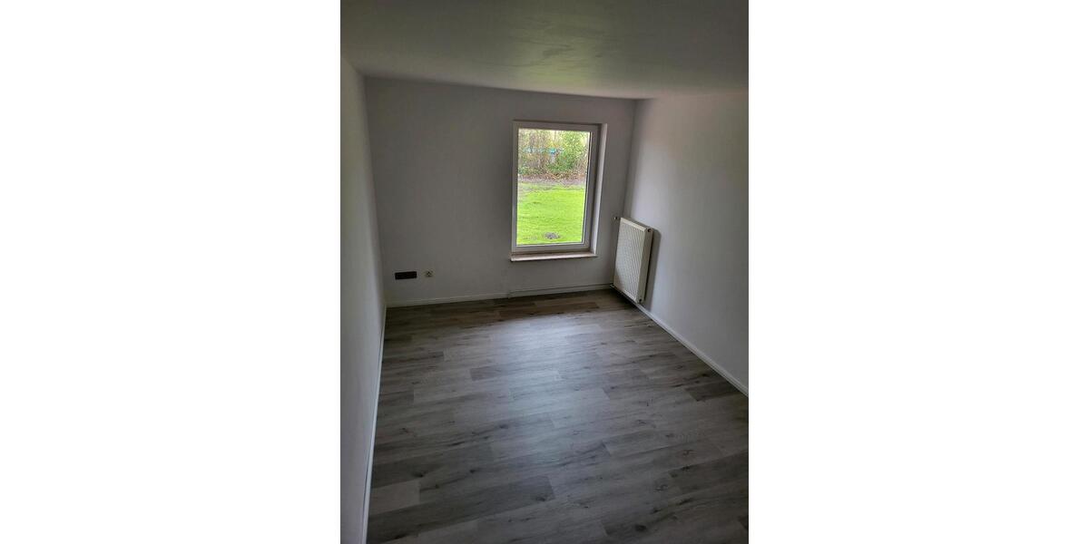 Erdgeschoßwohnung Westerholt - 4 Zimmer, 111 m&sup2;, 1.400&euro; | Angebot:26414985