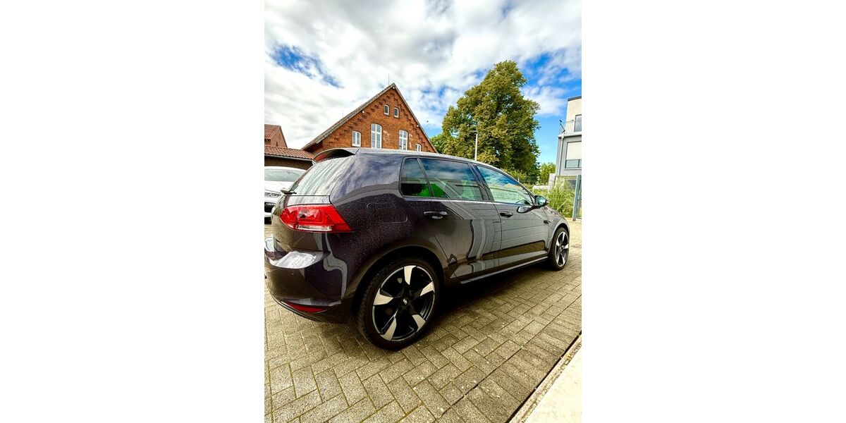 VW Golf 72.000 km 15.899 &euro; Garbsen 30827